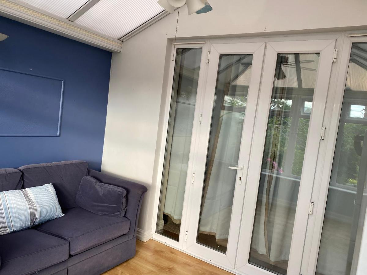 Grace Haven Villa Farnworth Esterno foto